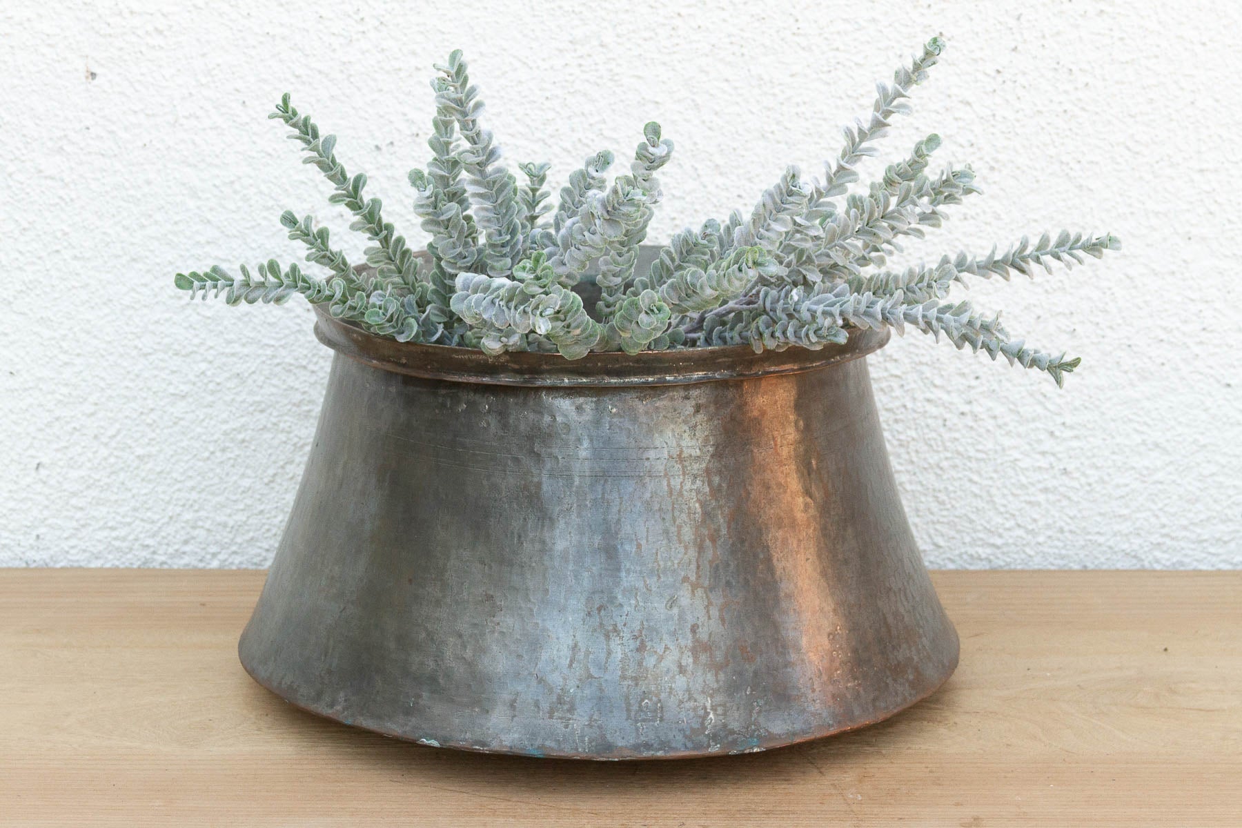 15" DM Antique Copper Cauldran Pot