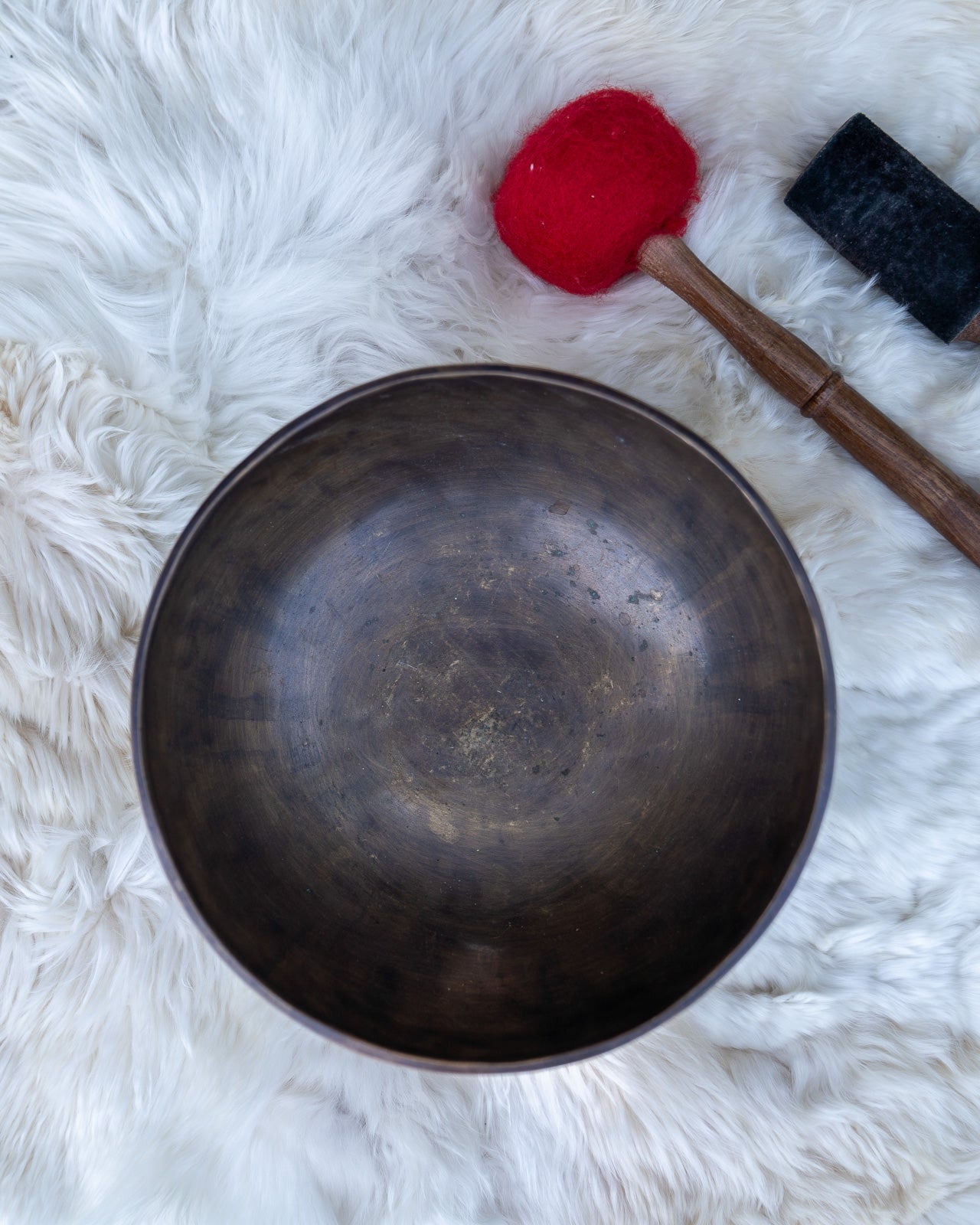 Heart Chakra Full Moon Singing Bowl in F