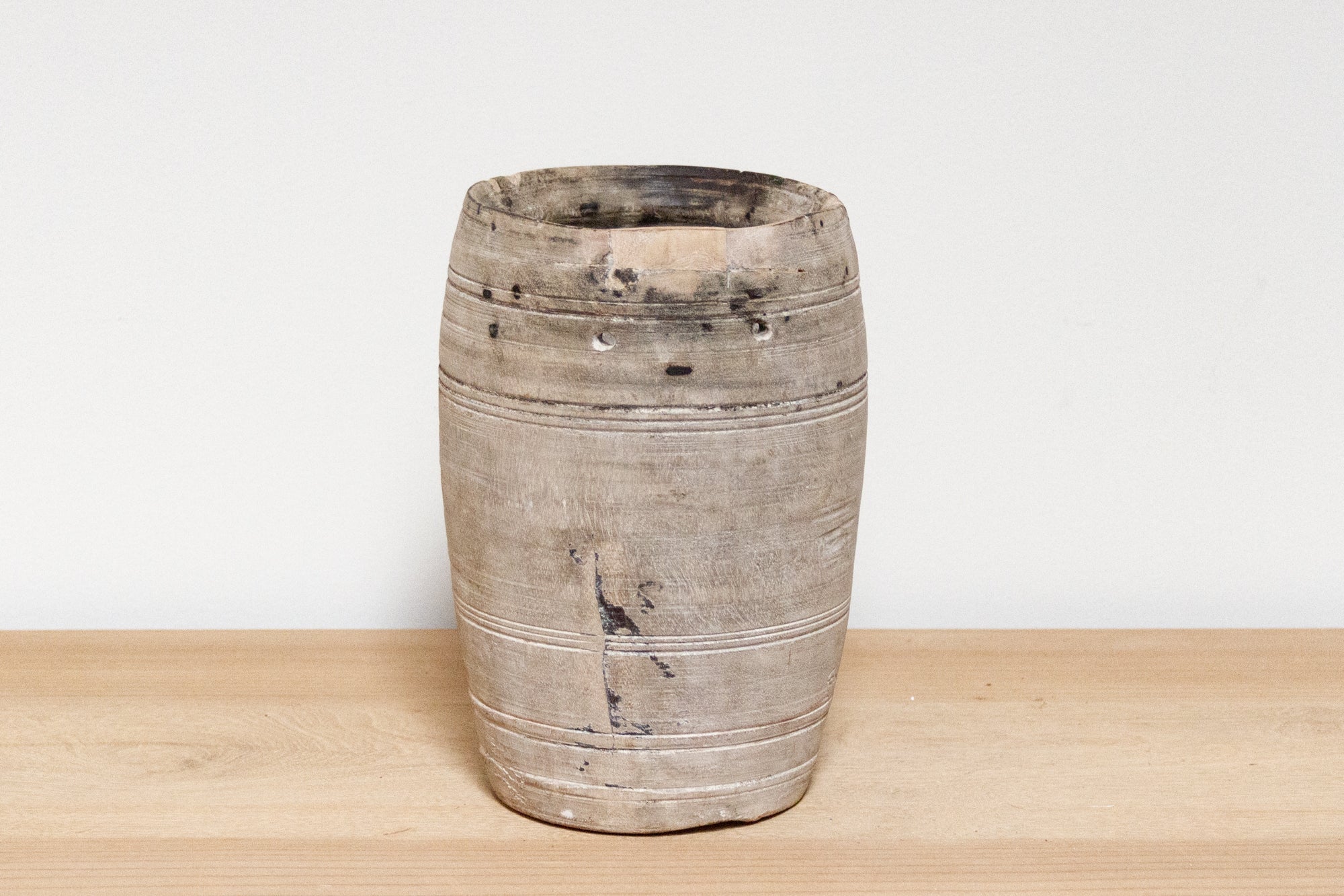 Antique Wooden Pot-Sat