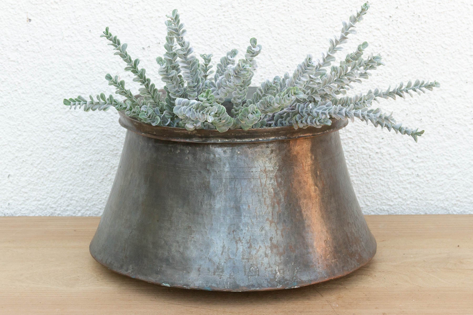 15" DM Antique Copper Cauldran Pot