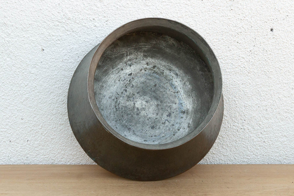 15" DM Antique Copper Cauldran Pot